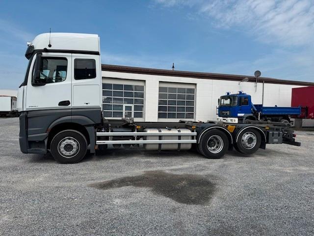Mercedes-Benz Actros 2540 BDF  exBW Fahrsch BIG KM 68 Klima