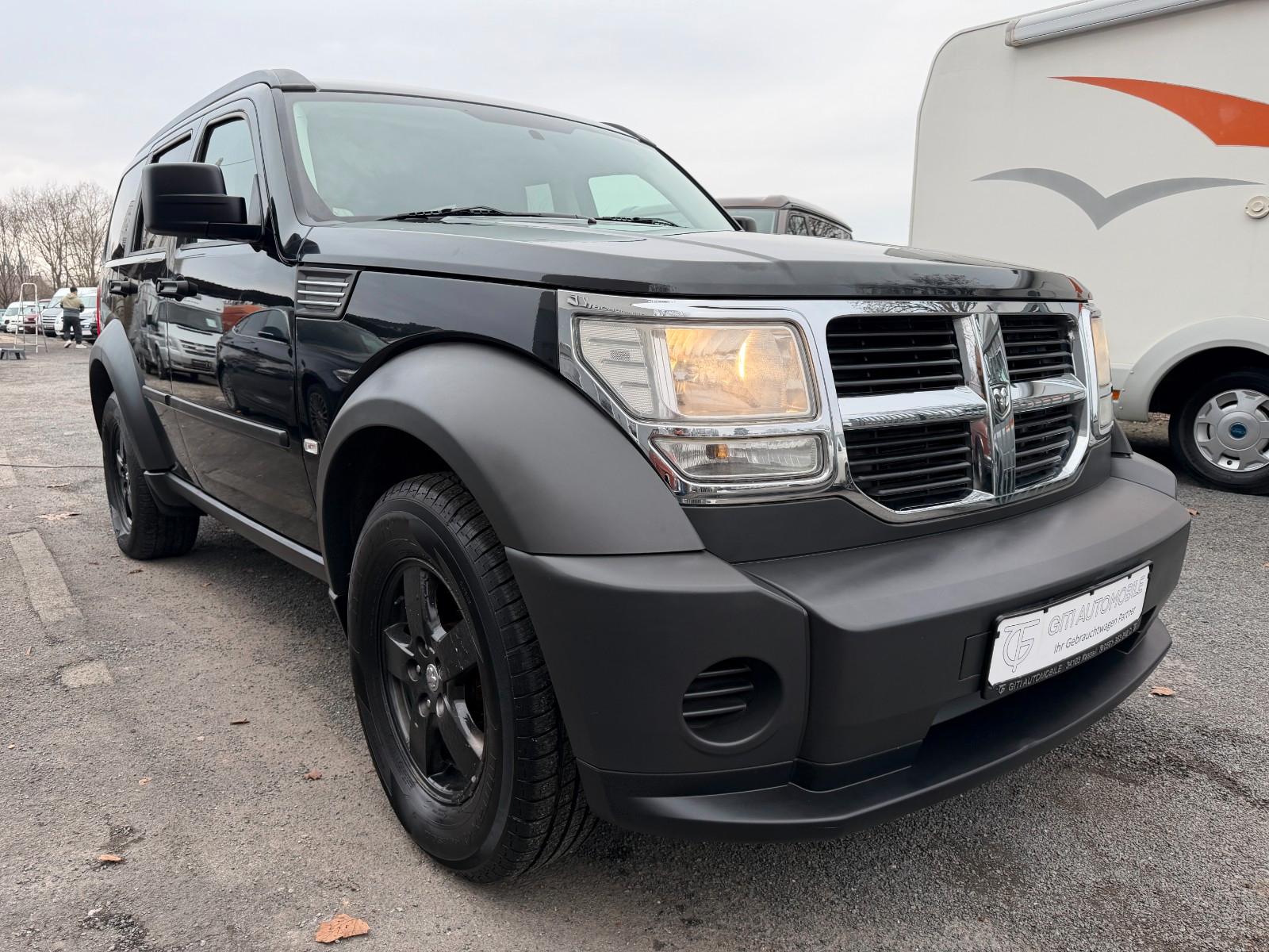 Dodge Nitro 2.8 177ch - Attelage - Pneus hiver - Barre de toit - Jantes aliage