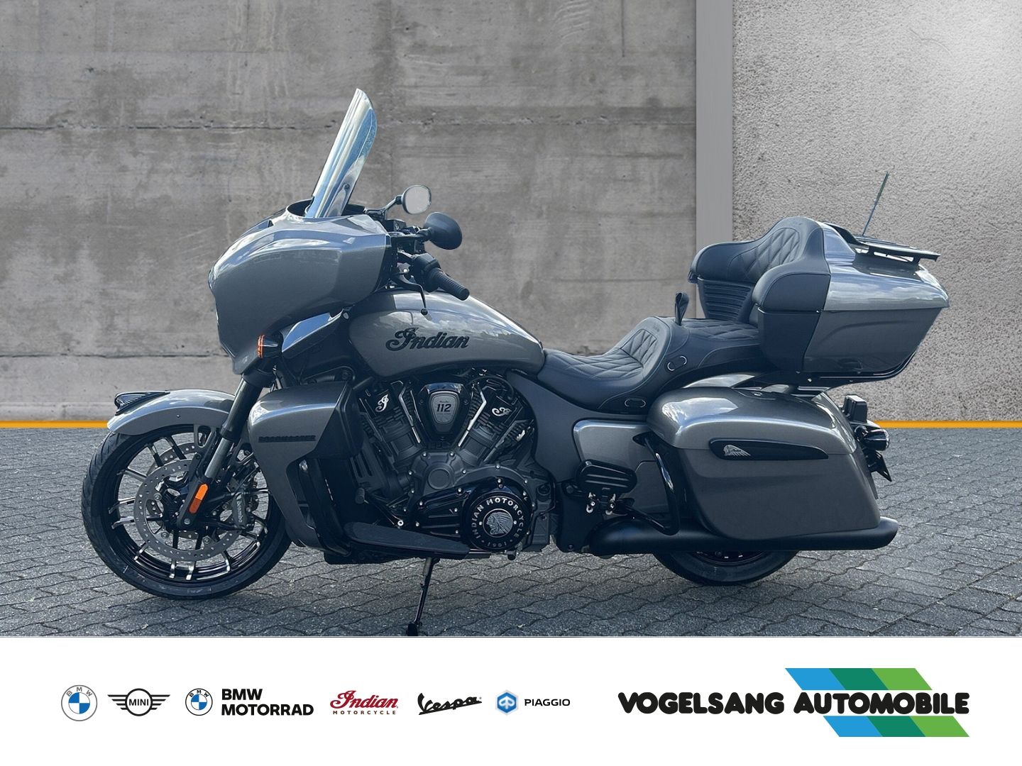 Fahrzeugabbildung Indian Roadmaster Powerplus Dark Horse Koffer, TopCase,