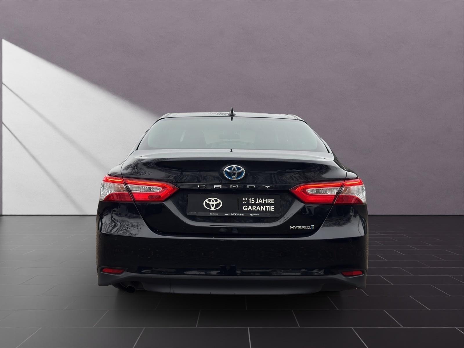 Toyota Camry HYBRID*NAVI*15 JAHRE GARANTIE