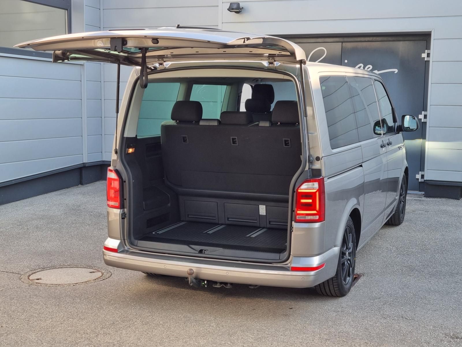 Volkswagen T6 2.0 TDI Multivan Trendline foto 8