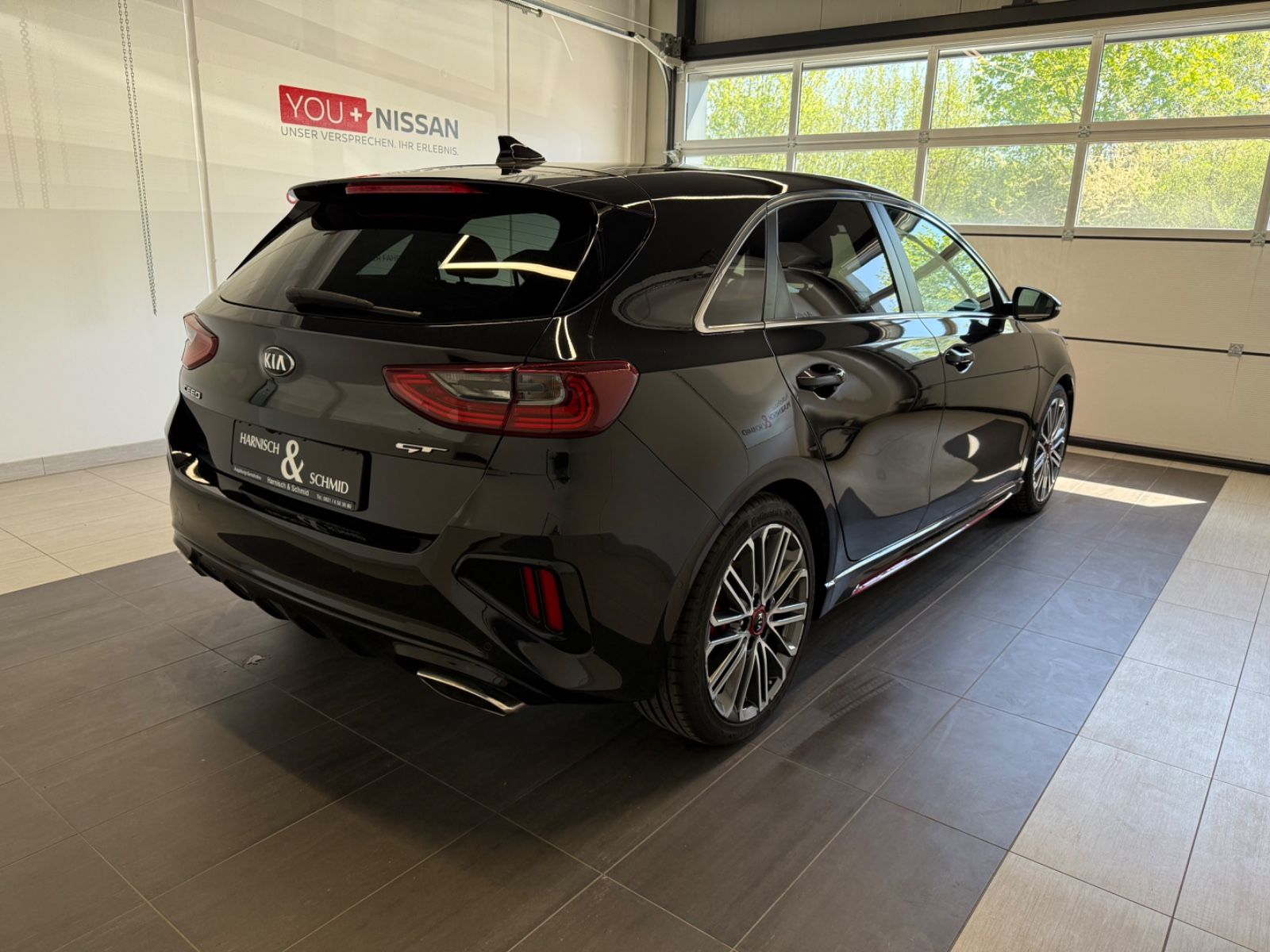 Fahrzeugabbildung Kia Ceed GT 1.6T GT DCT-Navi,Automatik,Klimaauto.