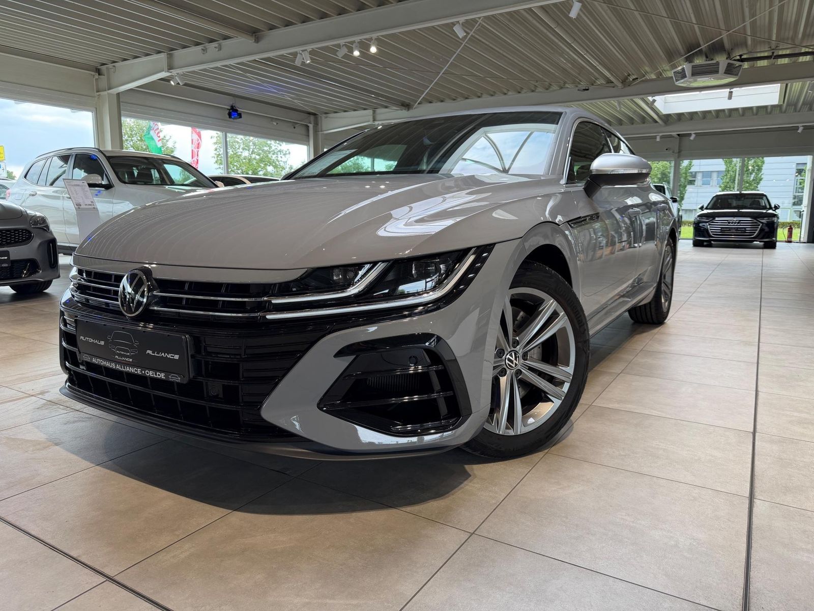 VW Arteon Shooting Brake 2.0 TSI R 4Motion