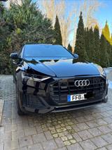Audi Q8 50 TDI quattro - S line  Sportsitze - HU NEU!