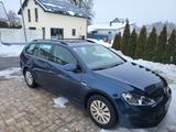 Volkswagen VW Golf 1.6 TDI Variant BlueMotion Trendline - Volkswagen Golf: Trendline Bluemotion