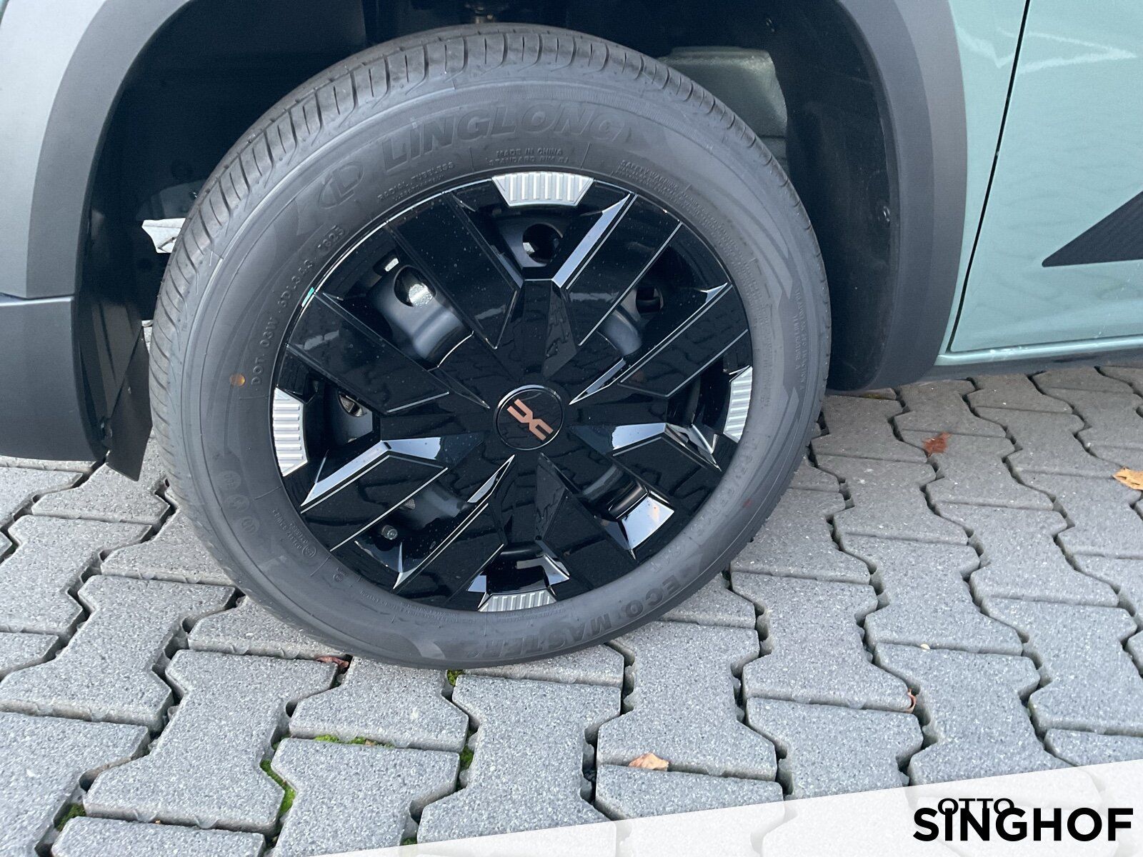 Fahrzeugabbildung Dacia Spring Extreme Electric 65