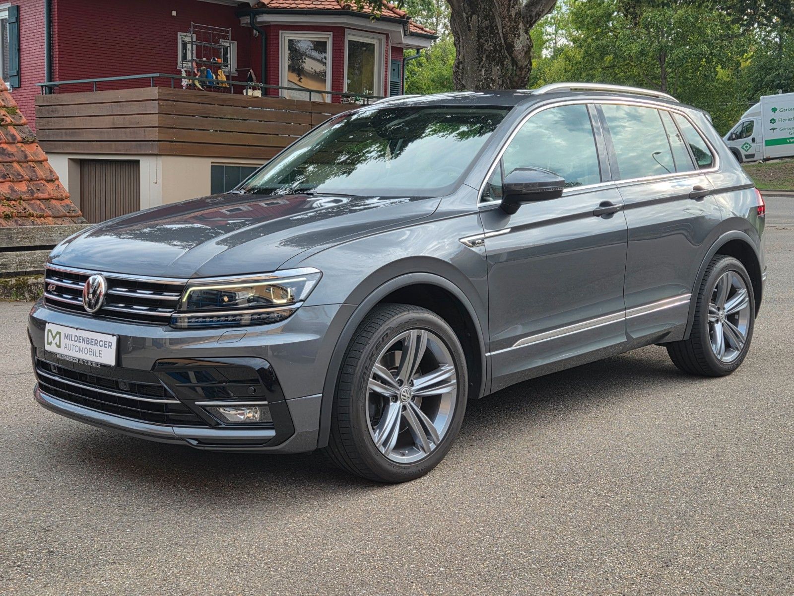 Volkswagen Tiguan Highline BMT/Start-Stopp 4Motion/R-Line