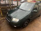 Skoda fabia mit neun tüv - gebrauchte Skoda Fabia aus dem Jahr 2000