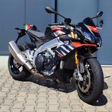 Aprilia RSV 4 Factory Tuono - APRILIA RSV4 FACTORY