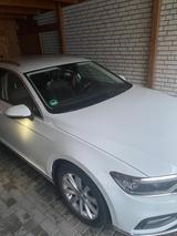 Volkswagen Passat Variant 2.0 TDI SCR DSG/AHK/LED/Navi/SHZ - VW Passat Variant von privat