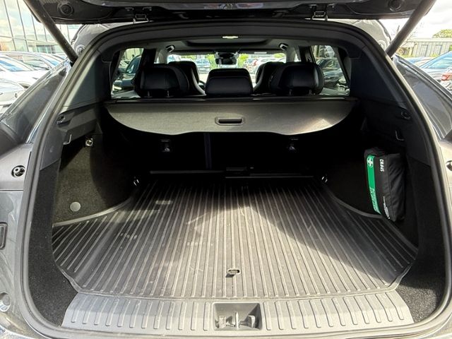 Lynk & Co 08