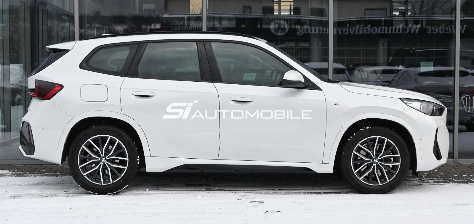 Fahrzeugabbildung BMW X1 xDrive23i M-Sport °ACC°AHK°360°MEMO°HARMAN°