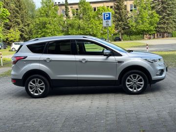 Ford Kuga - 11