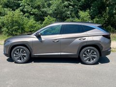 Fahrzeugabbildung Hyundai TUCSON 1.6 T-GDI 48V Trend 4WD *Navi*ACC*LED*SH*