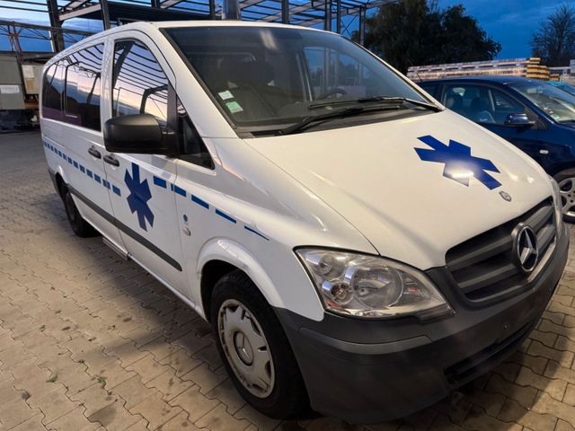 Mercedes-Benz Vito Ambulance Krankenwagen RTW KTW