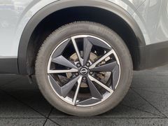 Nissan Qashqai 1.3 DIG-T Tekna