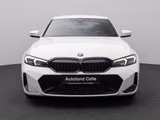 BMW 320i M Sport Pro 360°HUD DAB H/K Standhzg LED - BMW 320 mit Benzin-Antrieb: Weiß, Limousine