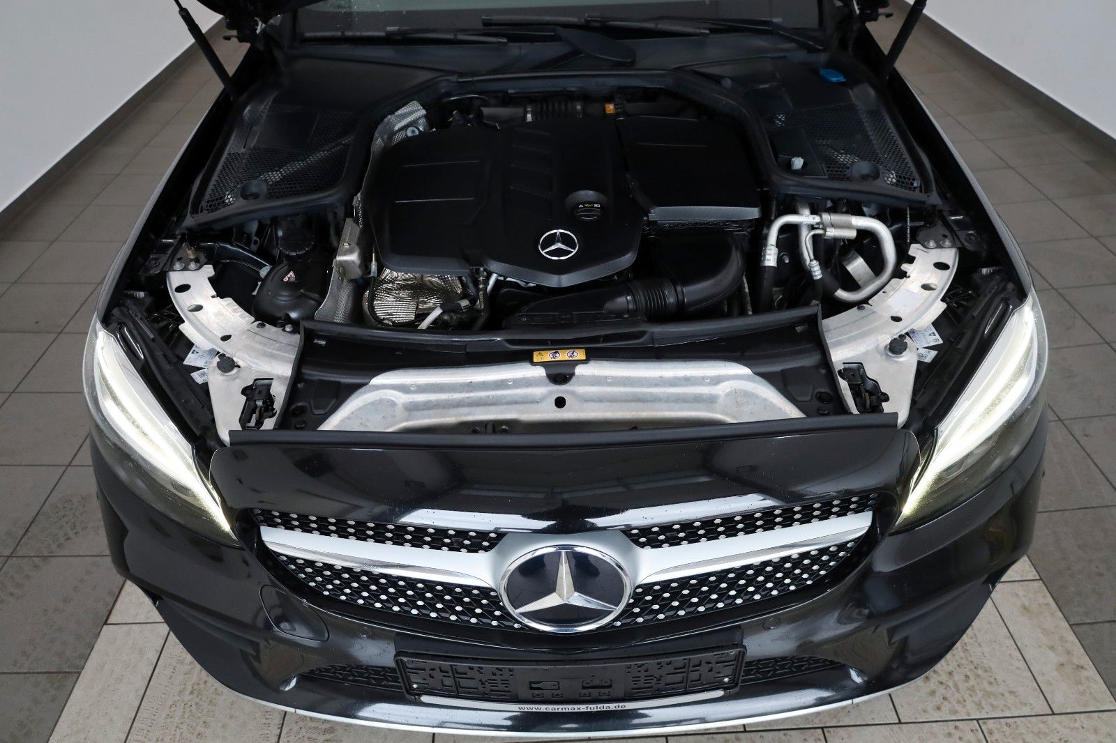 Fahrzeugabbildung Mercedes-Benz C 200 d Coupe, AMG-Line,Navi,Kamera,CarPlay,+WR