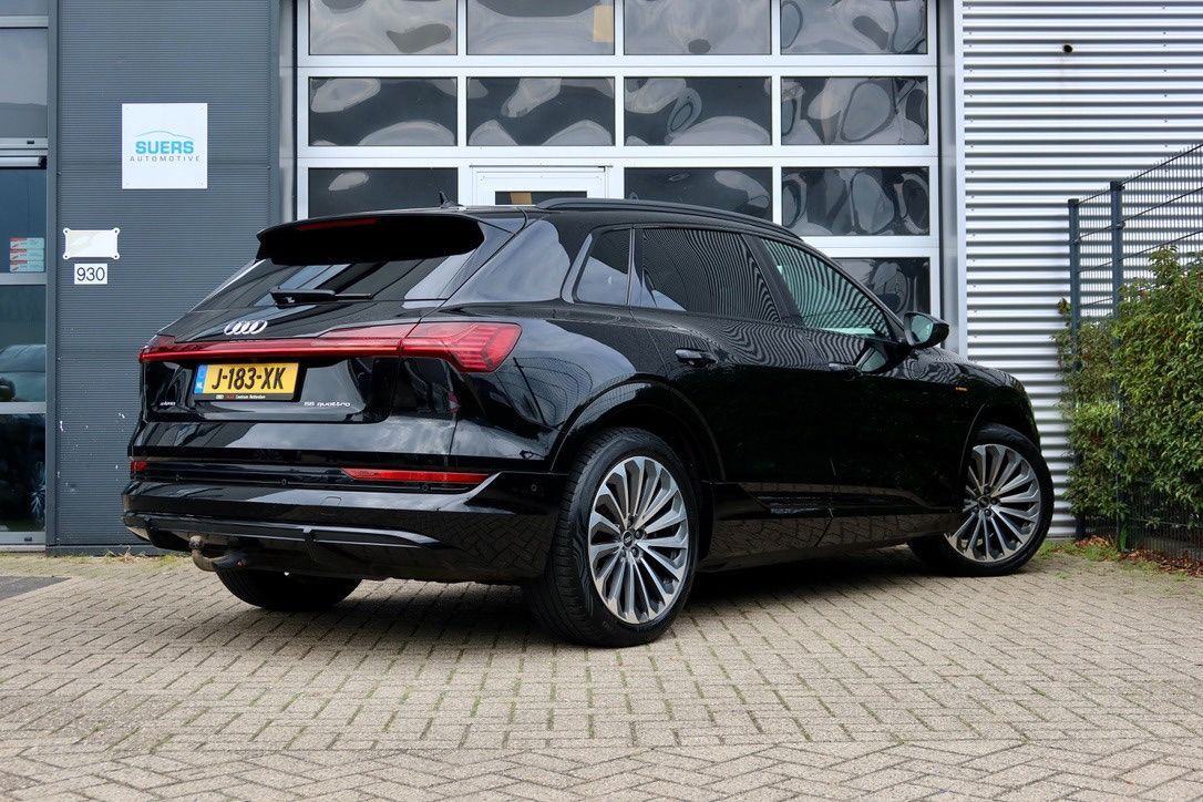 Audi e-tron 55 quattro S-Line | Pano | B&O | Memory | imagem 2