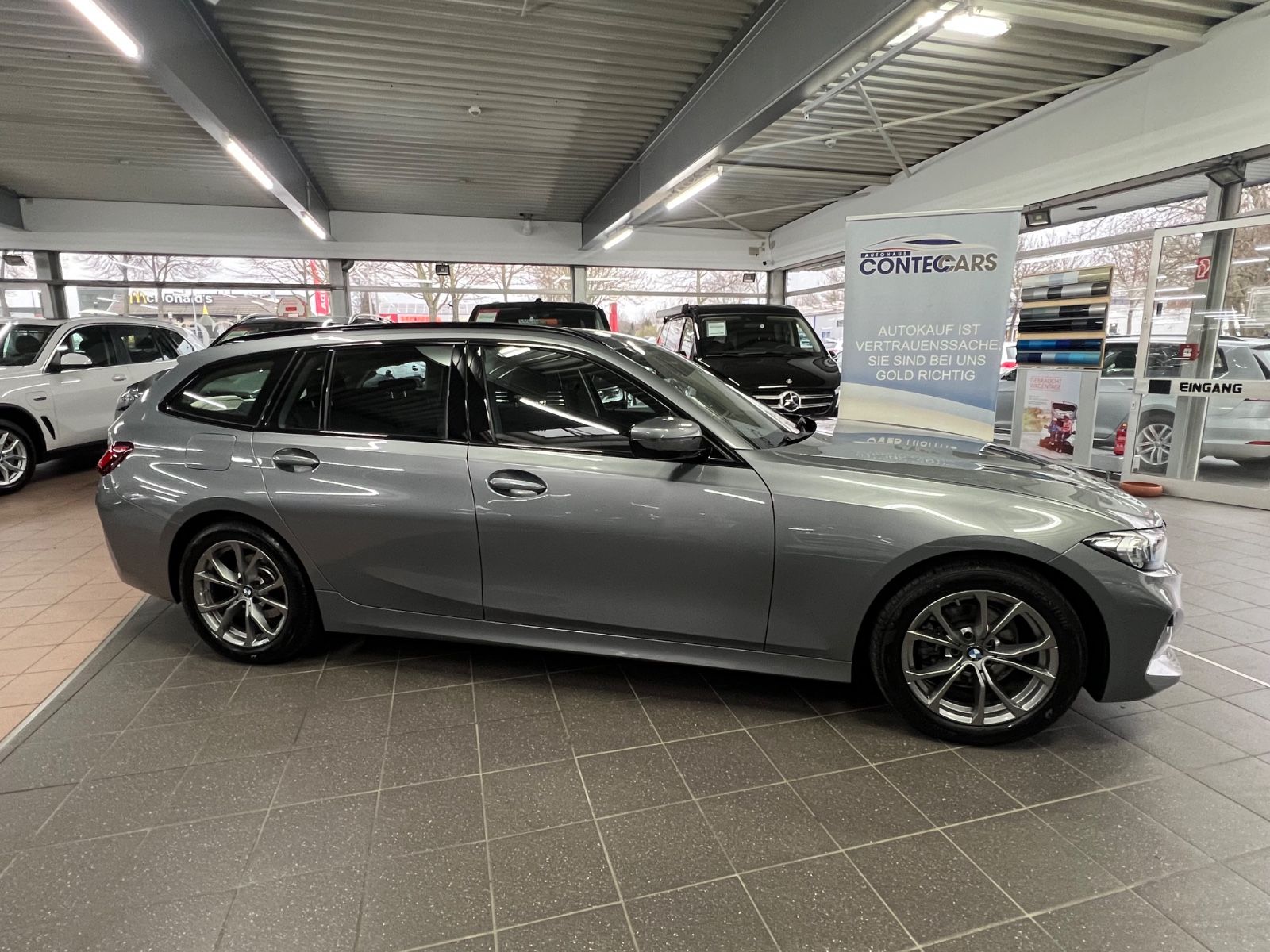 BMW 318 d Touring Driving Assistant+Facelift uvm.