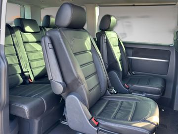 Volkswagen T6 Multivan - 12