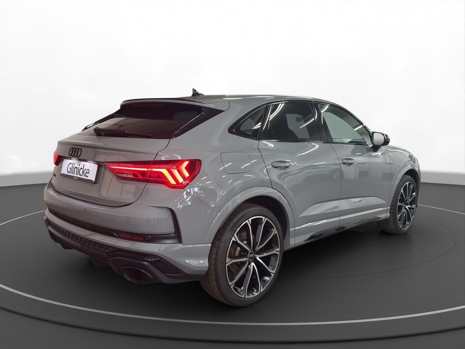 Audi RSQ3 - Bild 4