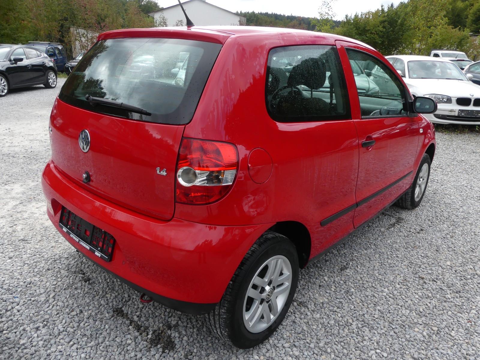 Volkswagen Fox Basis Servo Zv 8 fach Tüv 09 / 2028