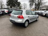 Volkswagen Golf V Lim. 1,6 Comfortline*Automatik - Volkswagen Golf aus 2004: 1.6