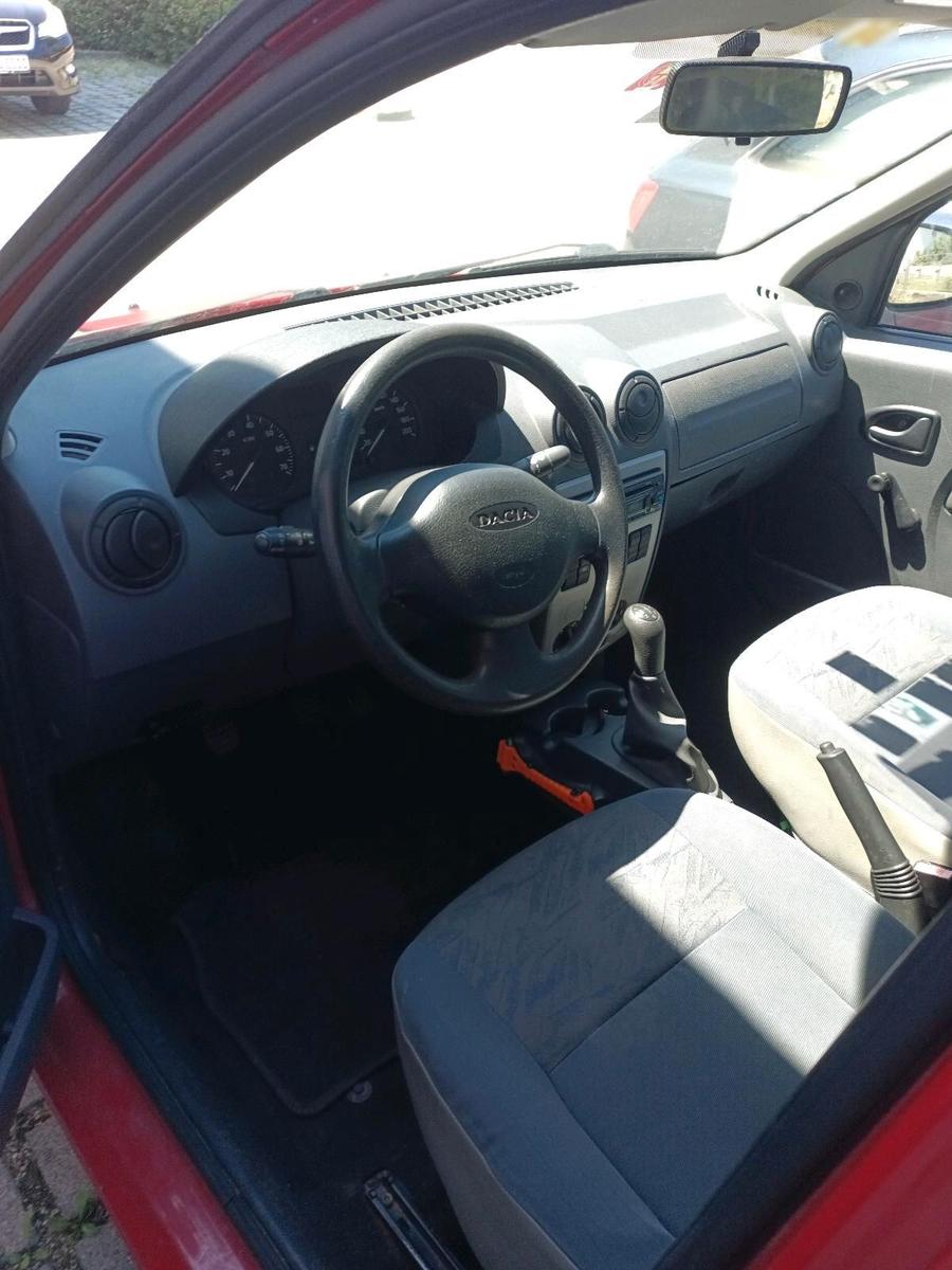 Dacia Logan 2012 — photo 9