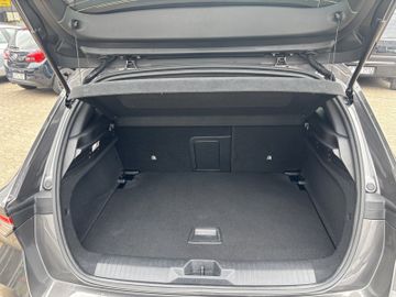 Bild 10 Opel Astra GS AT8/NAVI/SHZ+LHZ/PDC vo+hi+360Cam