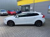 Volvo V40 Momentum/LED/AHK/ALLWETTER/SHZ/TEMP* - Volvo V40 mit Diesel-Antrieb