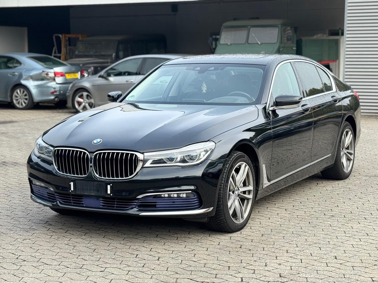 BMW 740i Aut. Business *360*Navi*Softclose*Memory*