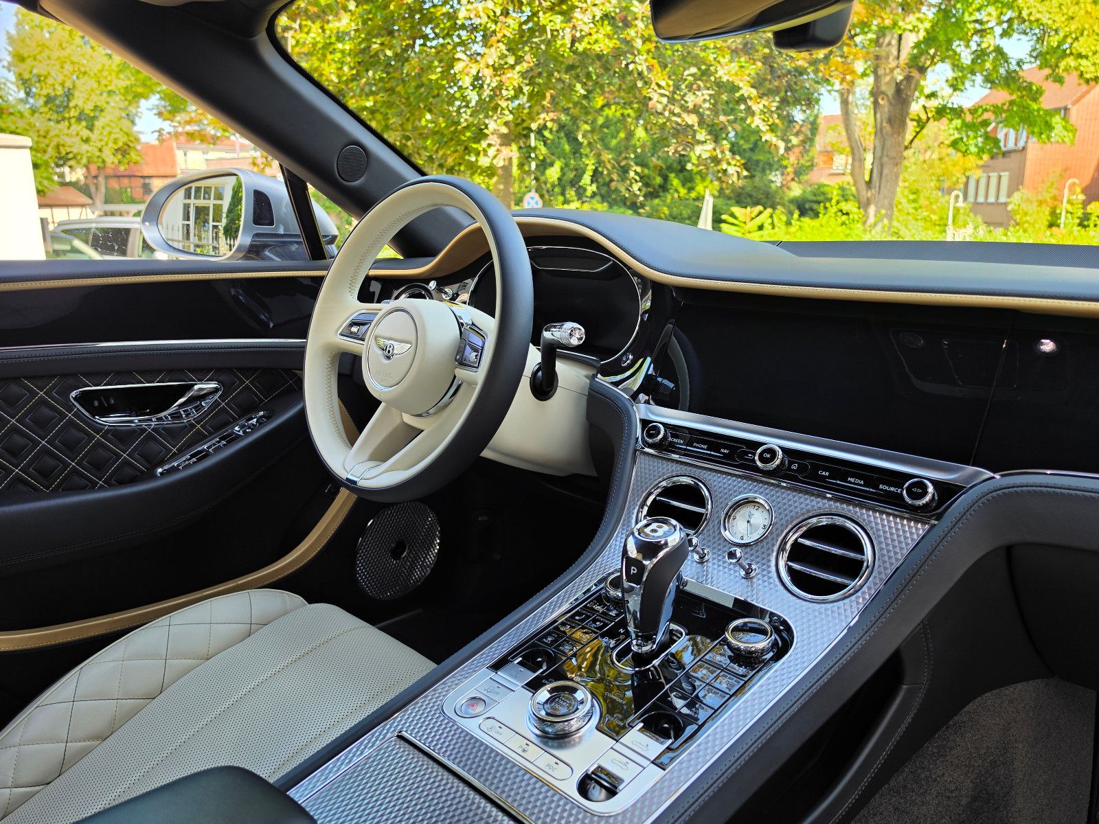 Bentley GTC Mulliner V8 NAIM ROTATING u.v.m. foto 13