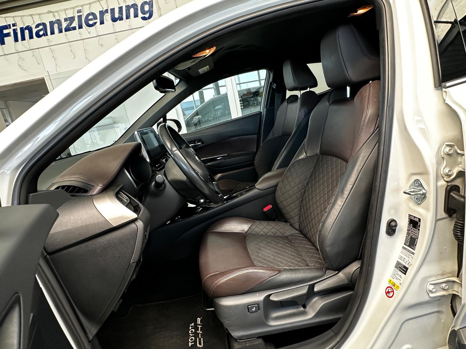 Toyota C-HR Hybrid Lounge,AHK,LED,KAMERA,SCHECKHEFT,