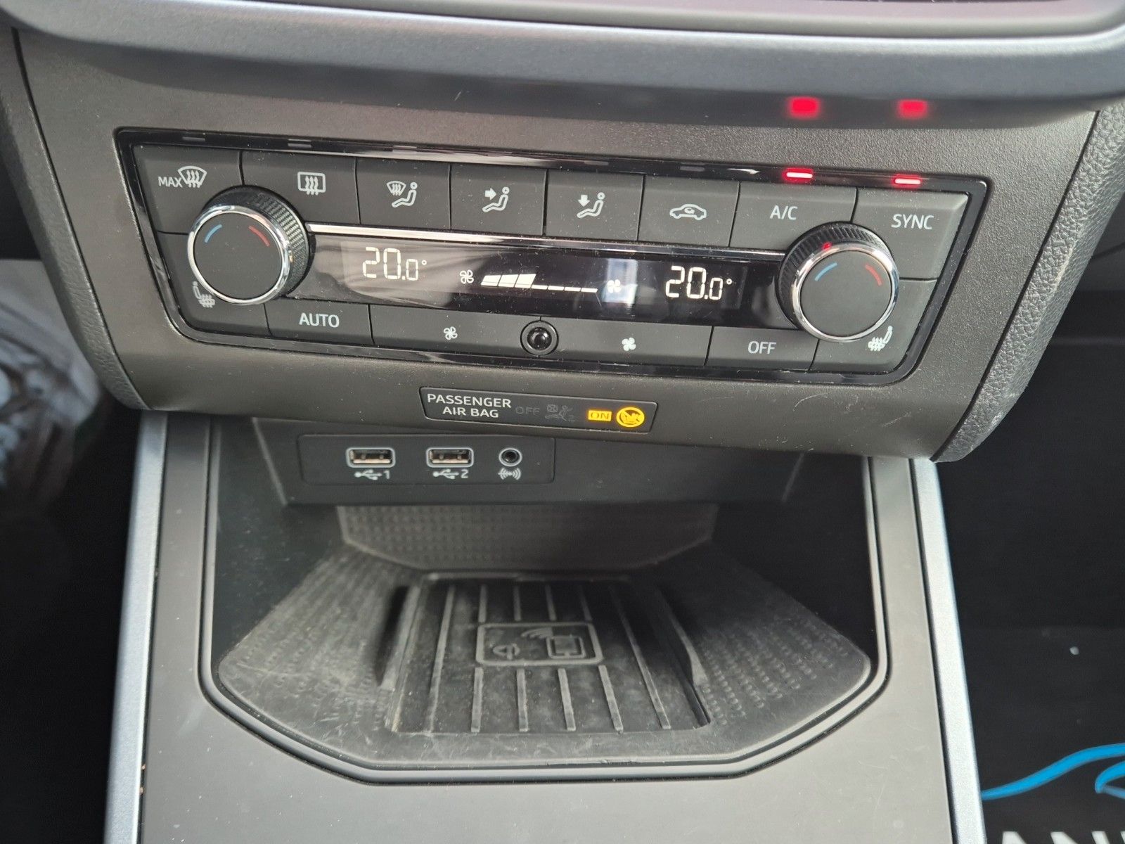 Fahrzeugabbildung SEAT ARONA STYLE DSG LED GRA APP ALU ALLWETT