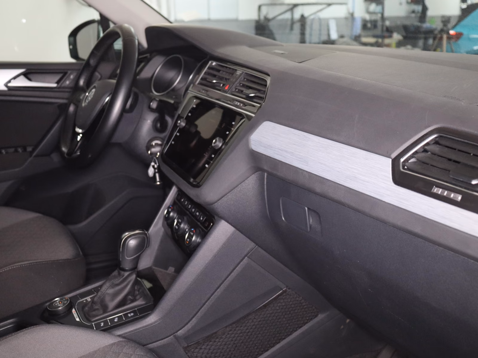 Volkswagen Tiguan 2.0TSI DSG 4M 220,-ohne Anzahlung Standh., миниатюра 12