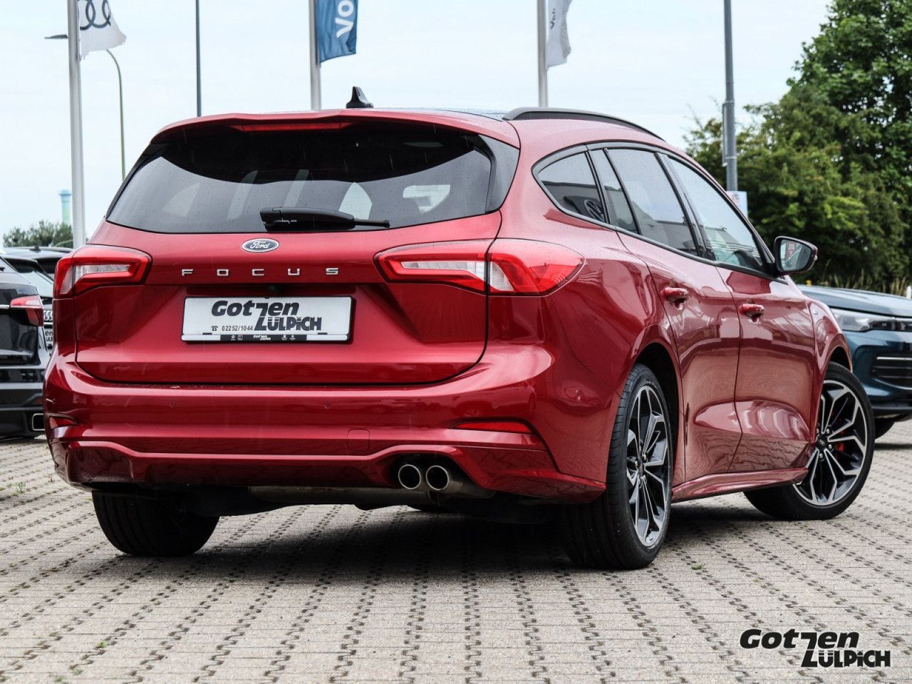 Fahrzeugabbildung Ford Focus Turnier ST-Line 2.0 TDCi Navi Pano LED PDC