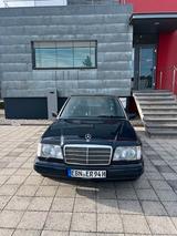 Mercedes-Benz E300 Turbodiesel 4 Matic W124 Rostfrei  - Oldtimer: Allradantrieb