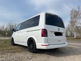 Volkswagen T6 Multivan Highline / 4 motion  - Volkswagen: Highline Multivan 4motion