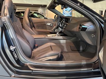 BMW Z4 M40i Head-Up HK HiFi DAB LED WLAN RFK Shz