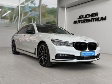 BMW 750 - 1