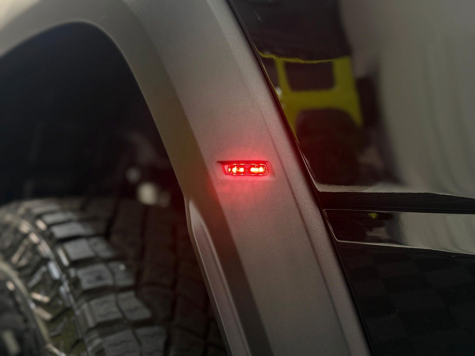 Fahrzeugabbildung Dodge RAM 1500 RHO H/O Olive Edition