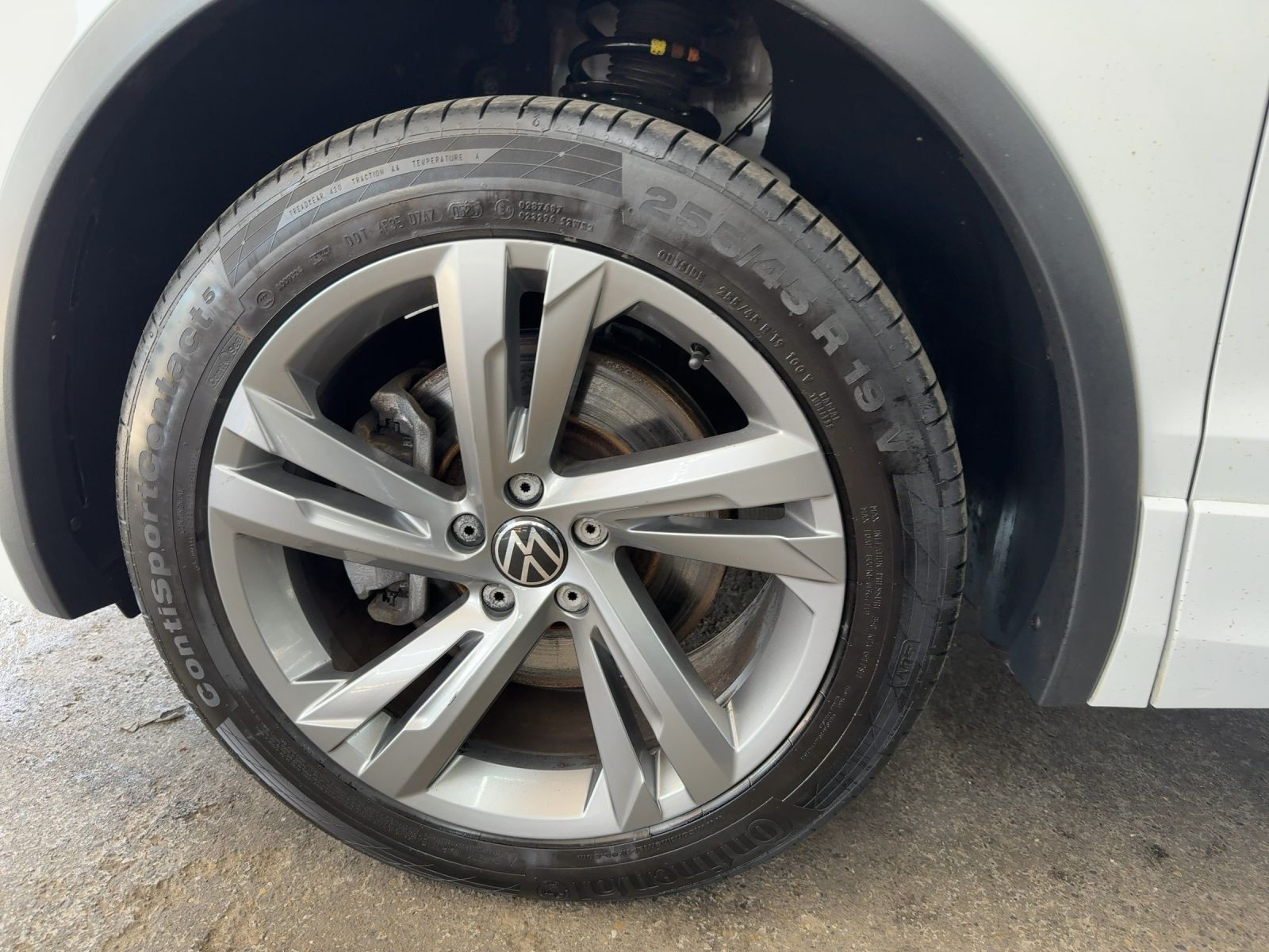 Volkswagen Tiguan Allspace - Bild 12