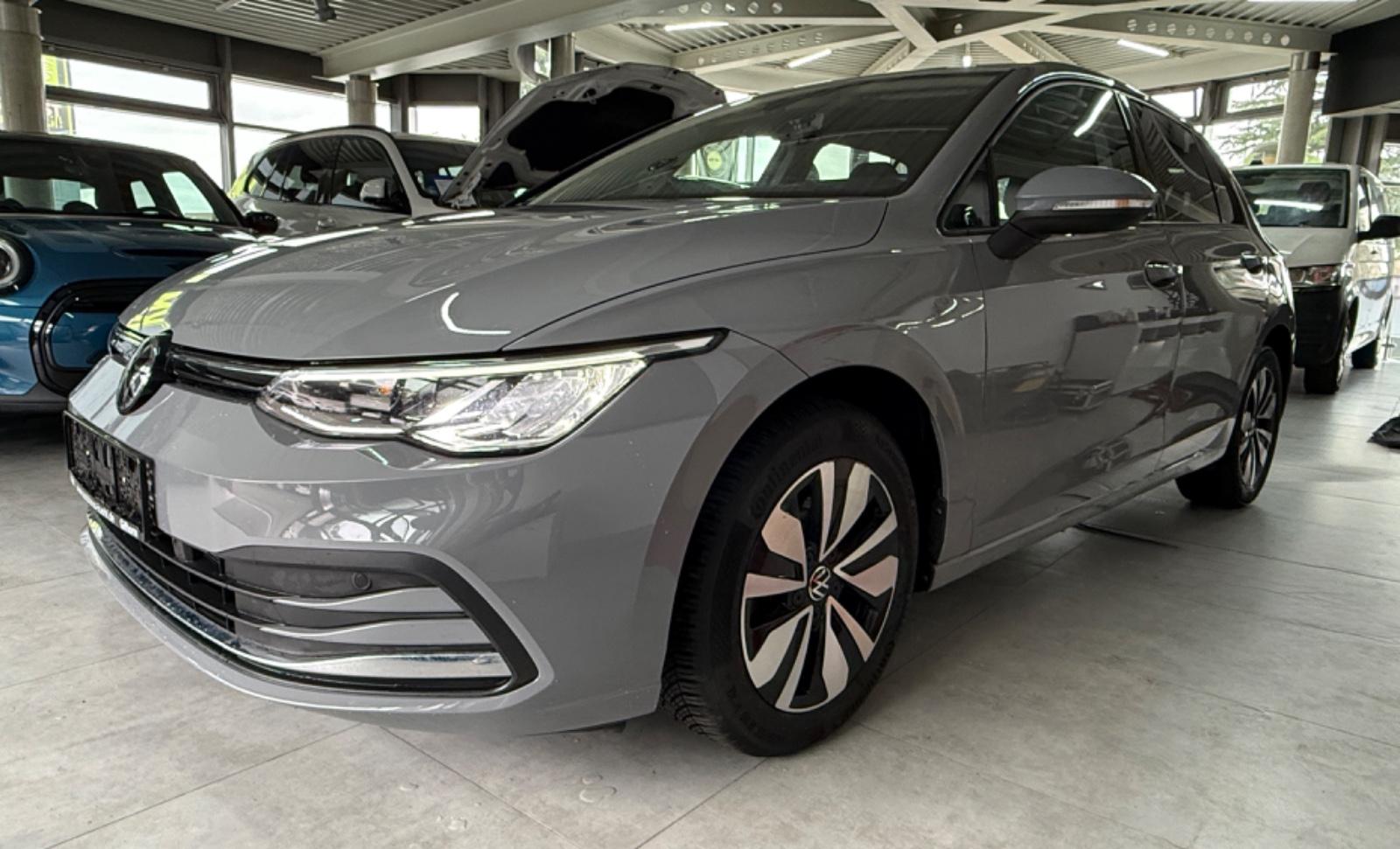 Volkswagen Golf VIII Lim. Move 2. Hand