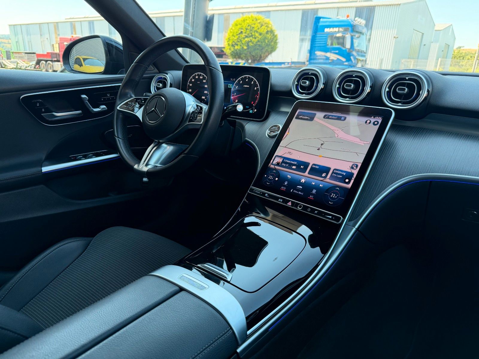 Fahrzeugabbildung Mercedes-Benz C 200 Avantgarde+Ambiente+RKamera+Memory+Night