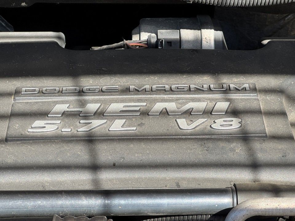 Fahrzeugabbildung Dodge RAM 5.7 V8 HEMI Single Cab ShortBed Rumble Bee