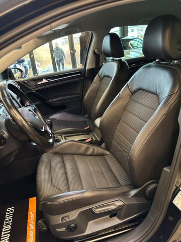 MYAUTOCENTER – Gebraucht- und Jahreswagen mit Werkstattservice in Pfaffenhofen Volkswagen Golf VII Variant Highline BMT *R Line*Navi*Xenon
