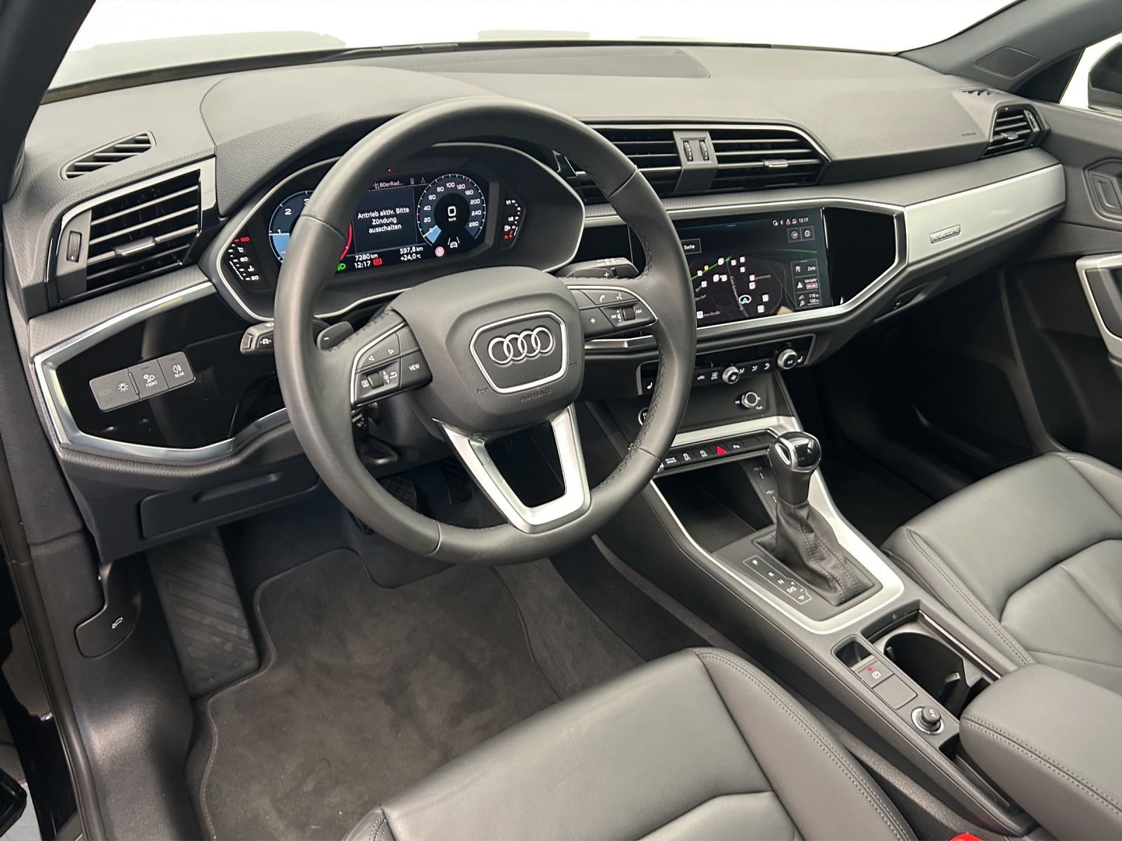 Audi Q3 40 TDI qu S tronic Navi LED Alu AHK PDC Virtu foto 5