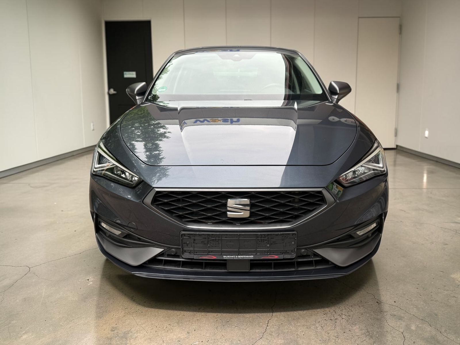 Seat Leon FR e-Hybrid VIRTUAL-LED-APP-CONNECT-1.HAND imagem 2