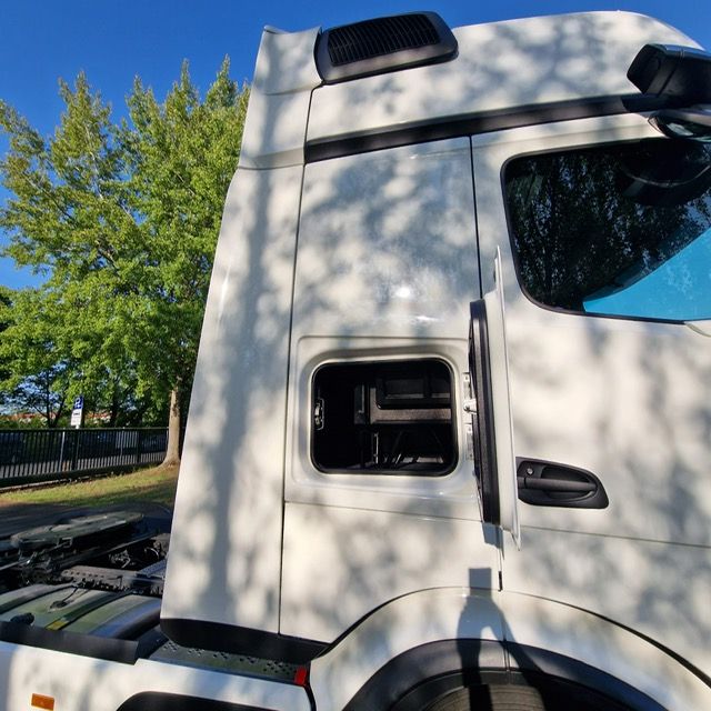 Fahrzeugabbildung Mercedes-Benz Actros 1848 LS Standklima+Retarder+SZM+L-FHS PC